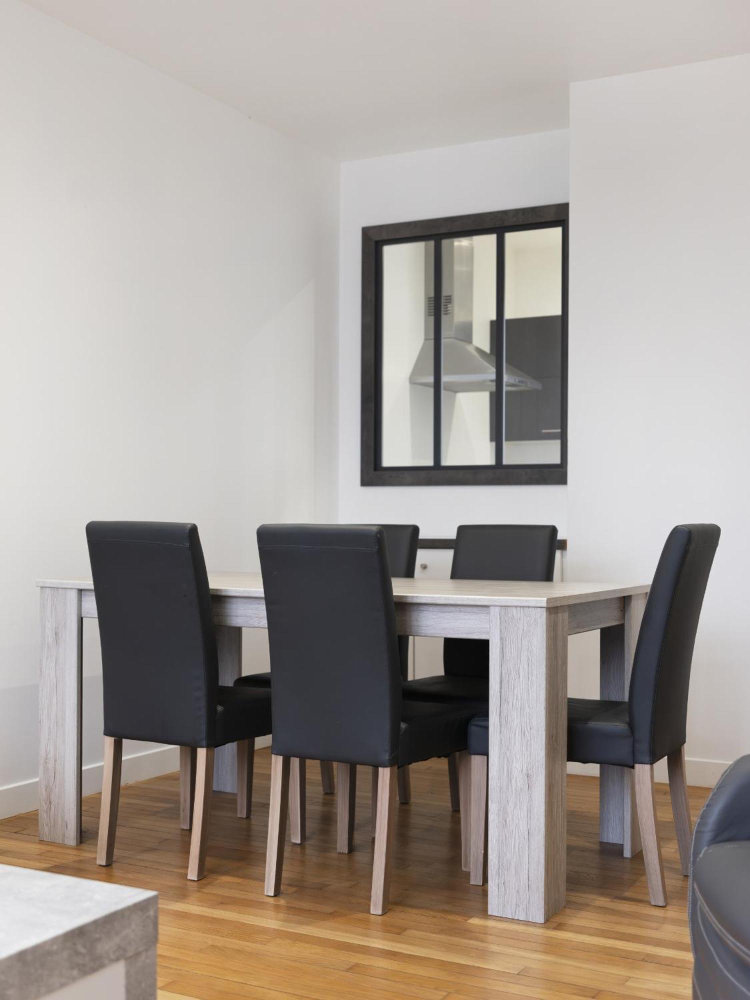 Residence Louis Quartier Des Lilas 维泰勒 外观 照片